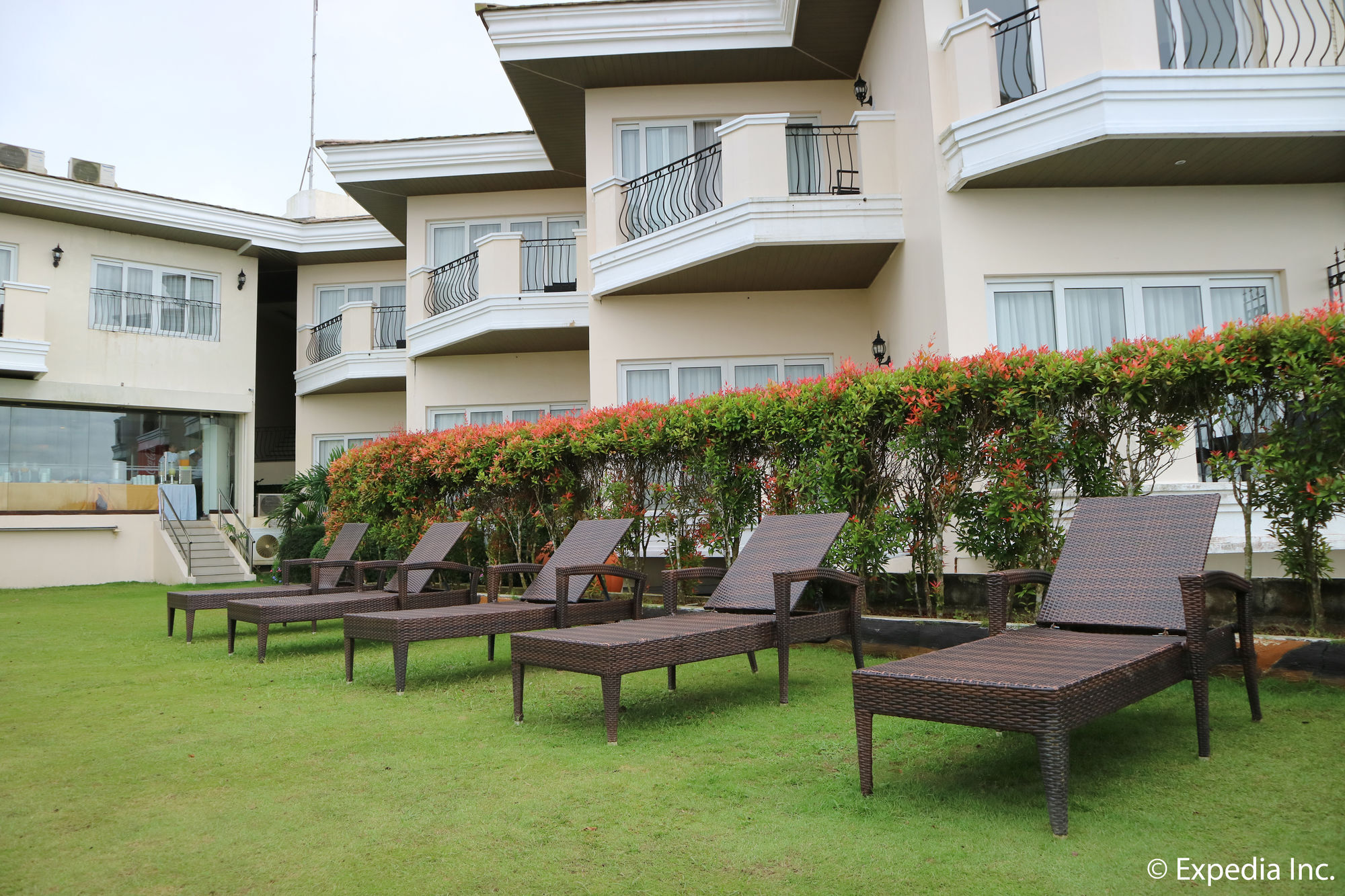 The Lake Hotel Tagaytay Tagaytay City Kültér fotó