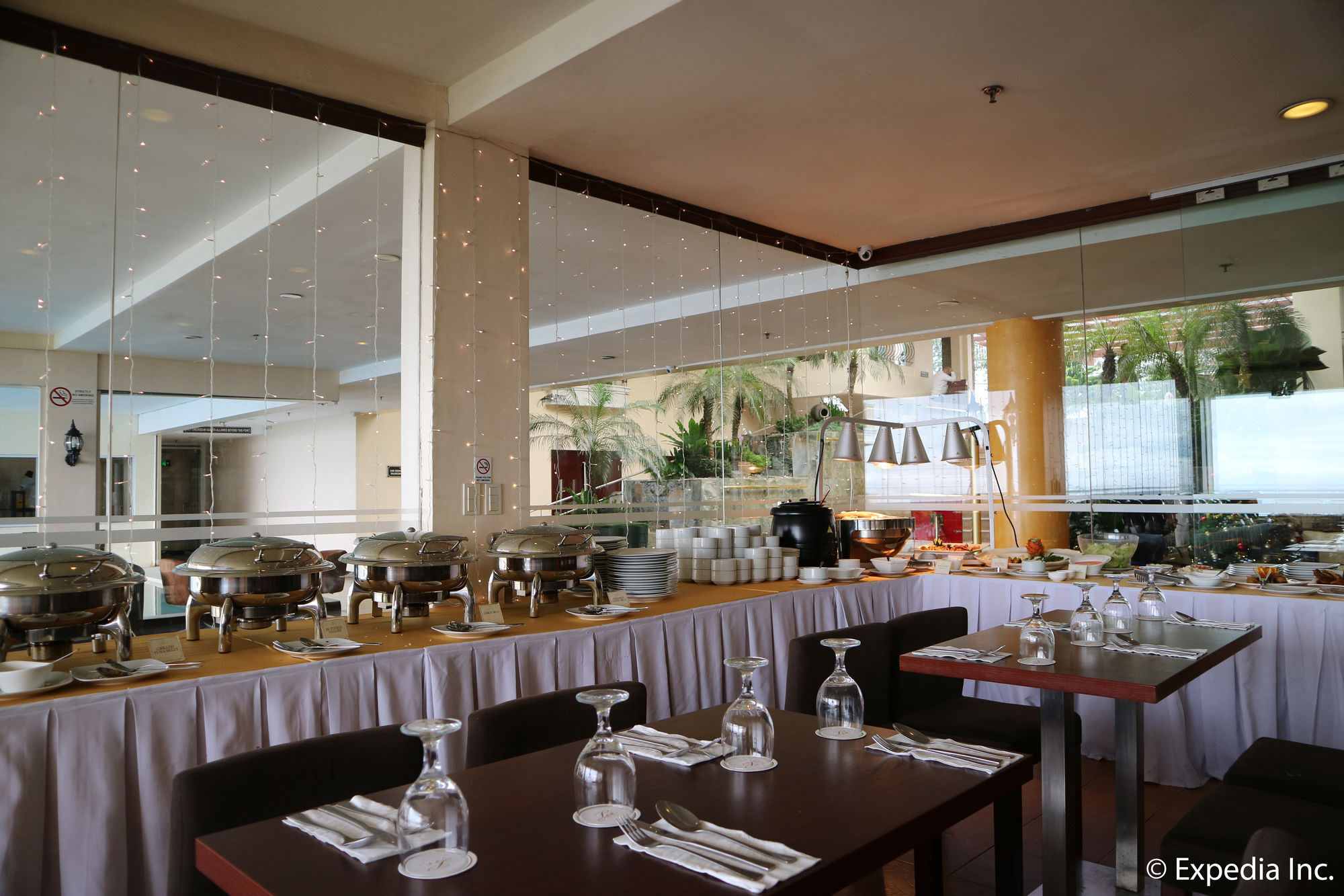 The Lake Hotel Tagaytay Tagaytay City Kültér fotó