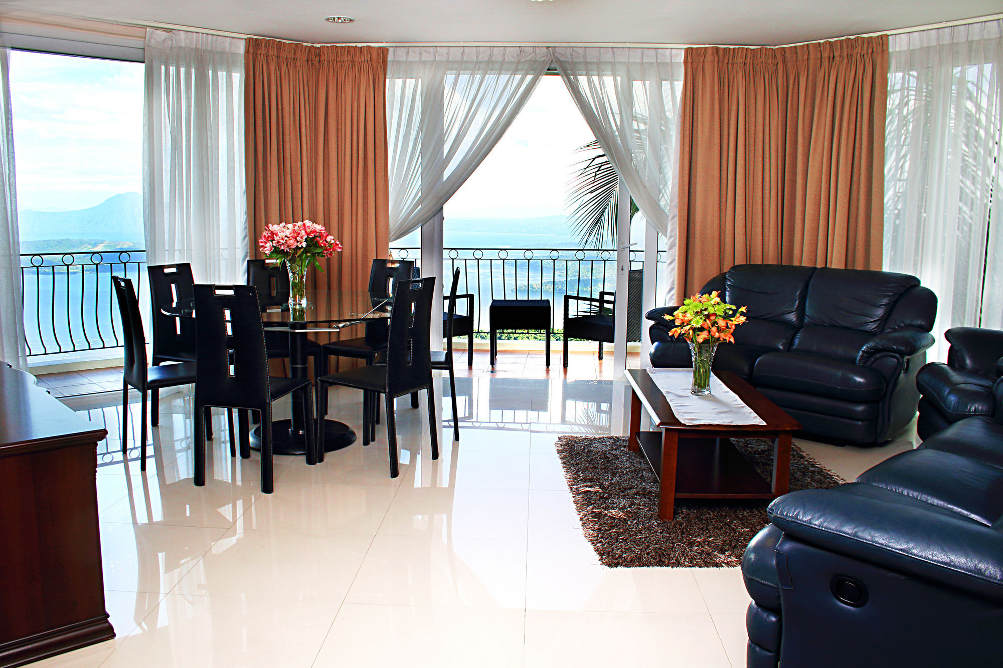 The Lake Hotel Tagaytay Tagaytay City Kültér fotó