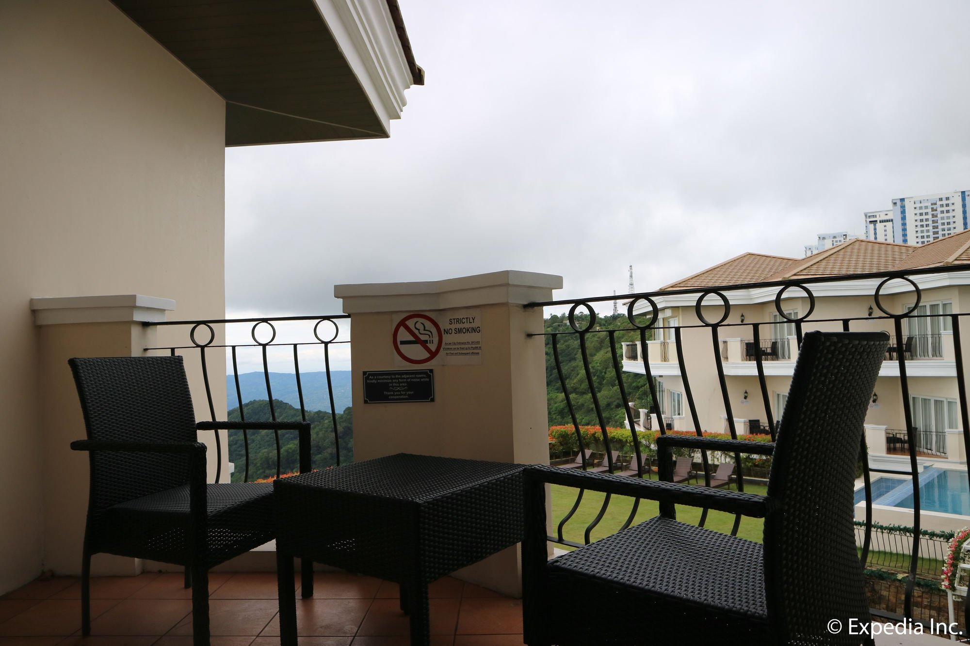 The Lake Hotel Tagaytay Tagaytay City Kültér fotó